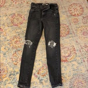 Levi jeans